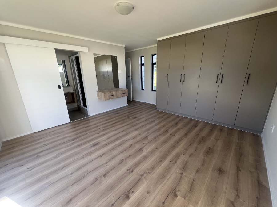 3 Bedroom Property for Sale in Nahoon Valley Park Eastern Cape